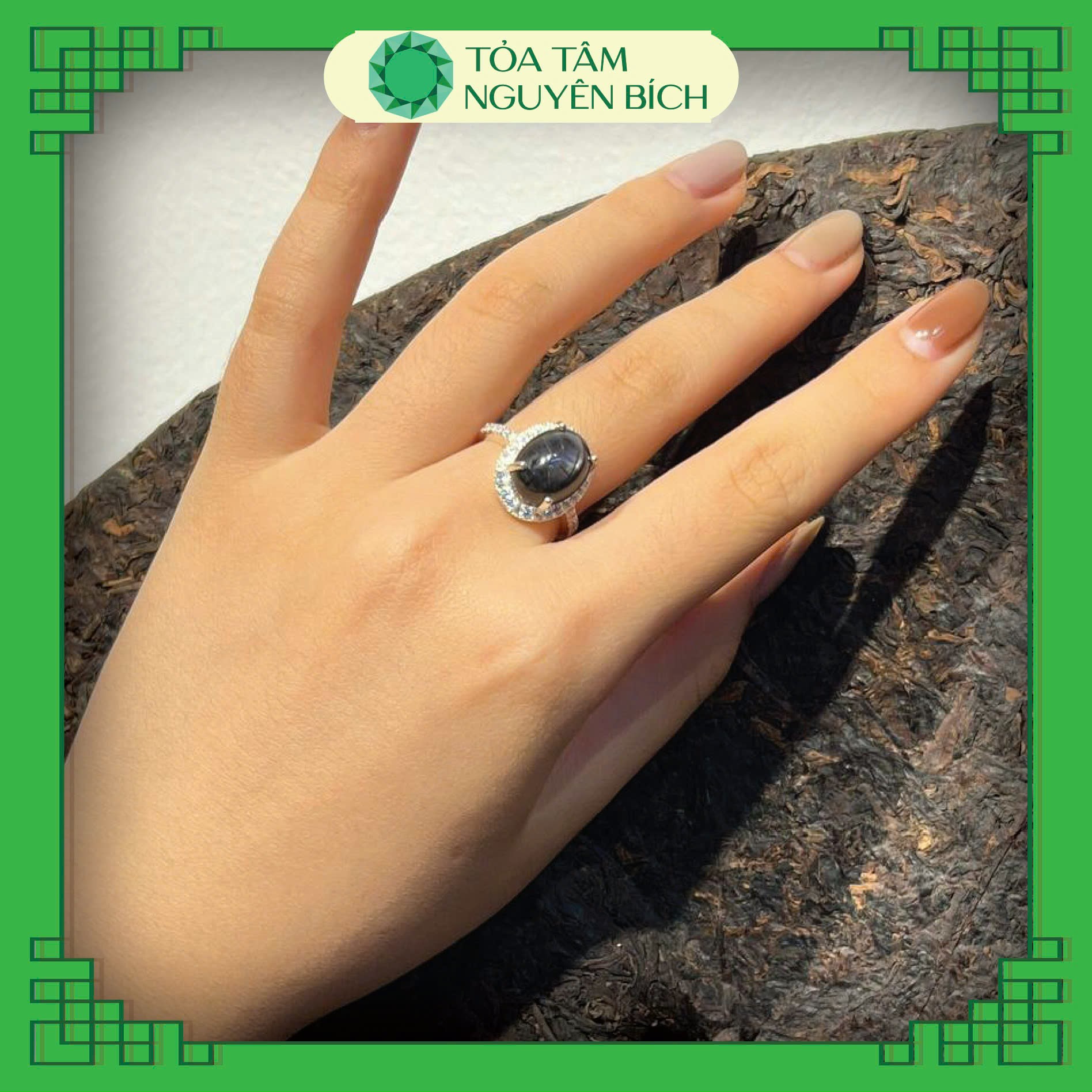 Nhẫn và lắc từ đá Garnet cao cấp